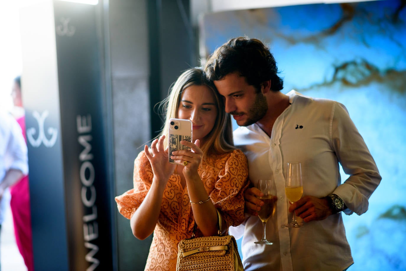 Ángela Cortell y José María Gómez, anfitrión del evento de inauguración del nuevo showroom.