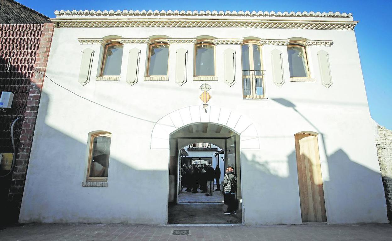 Exterior de L'Escorxador del Cabanyal, antiguo matadero.