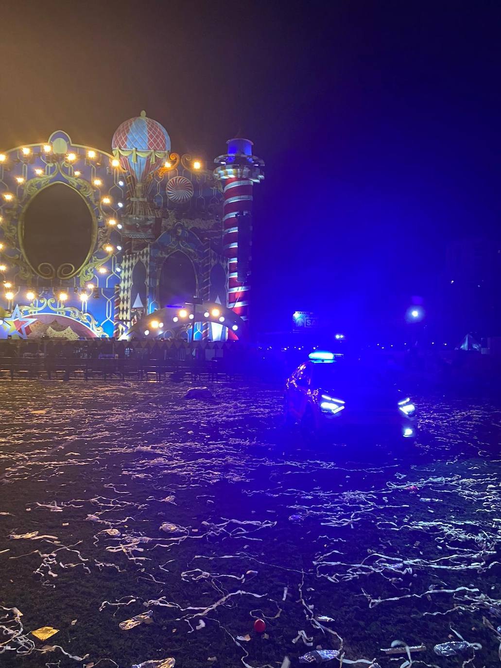 Fotos: Caos en el festival Medusa tras la caída de parte del escenario por fuertes ráfagas de viento