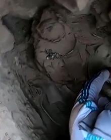 Imagen secundaria 2 - Precio del oro | Hallan un tesoro arqueológico con joyas de oro y turquesa de 1.000 años