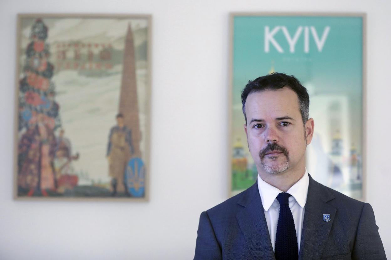 Pablo Gil. irene marsilla