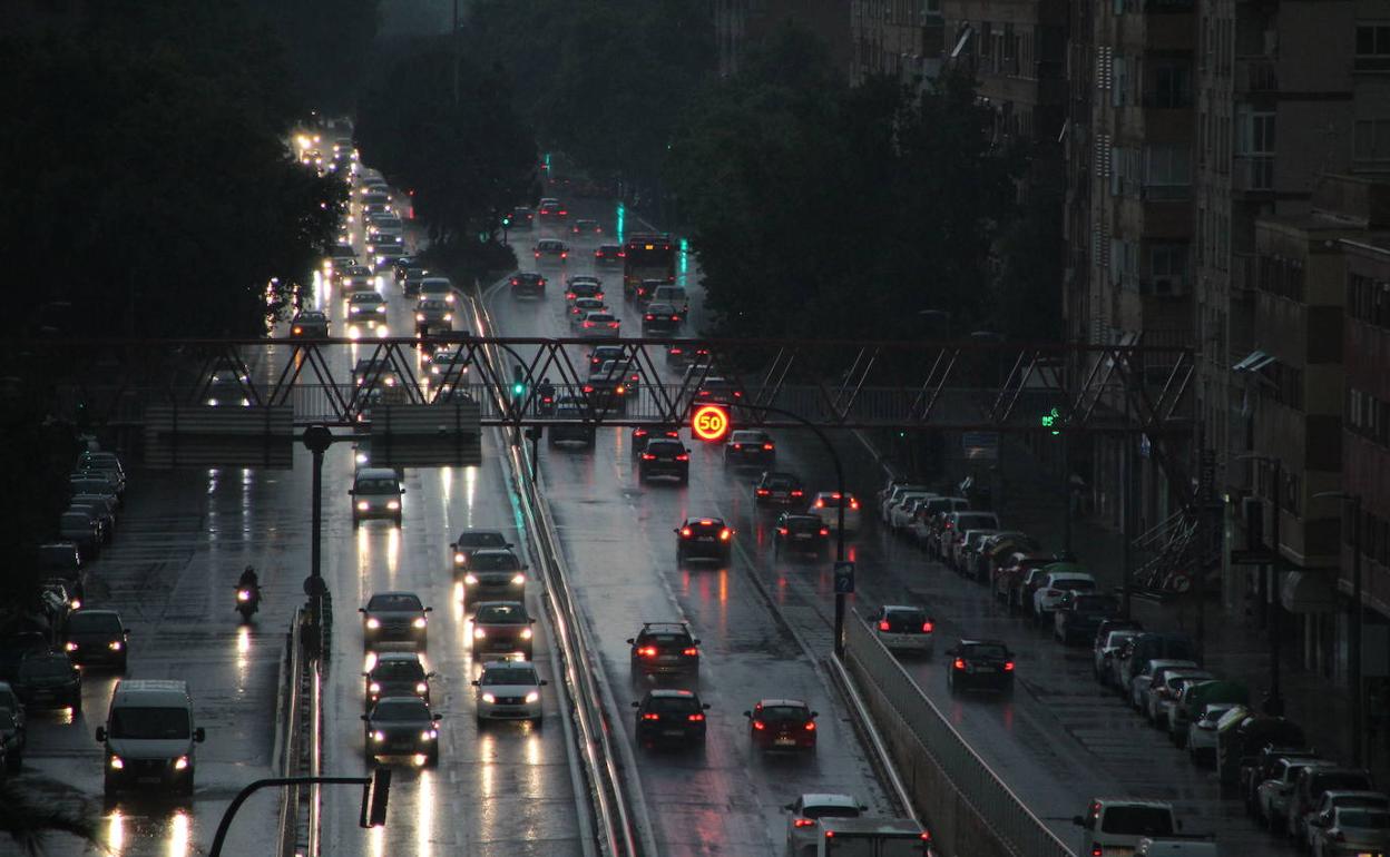 Valencia durante una noche lluviosa en una imagen de archivo