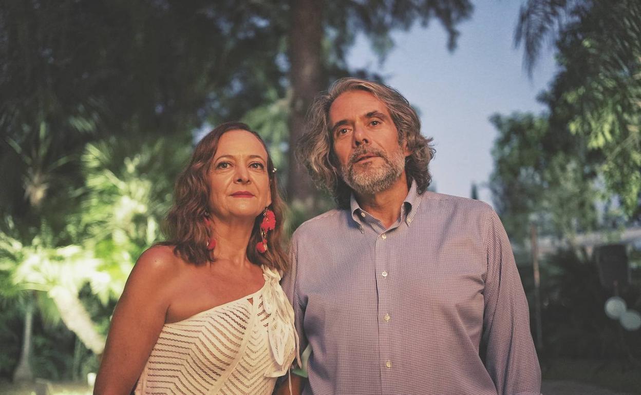 Irina Manglano y Quico Catalá, en la casa de Mayrén Beneyto en Beniarbeig.