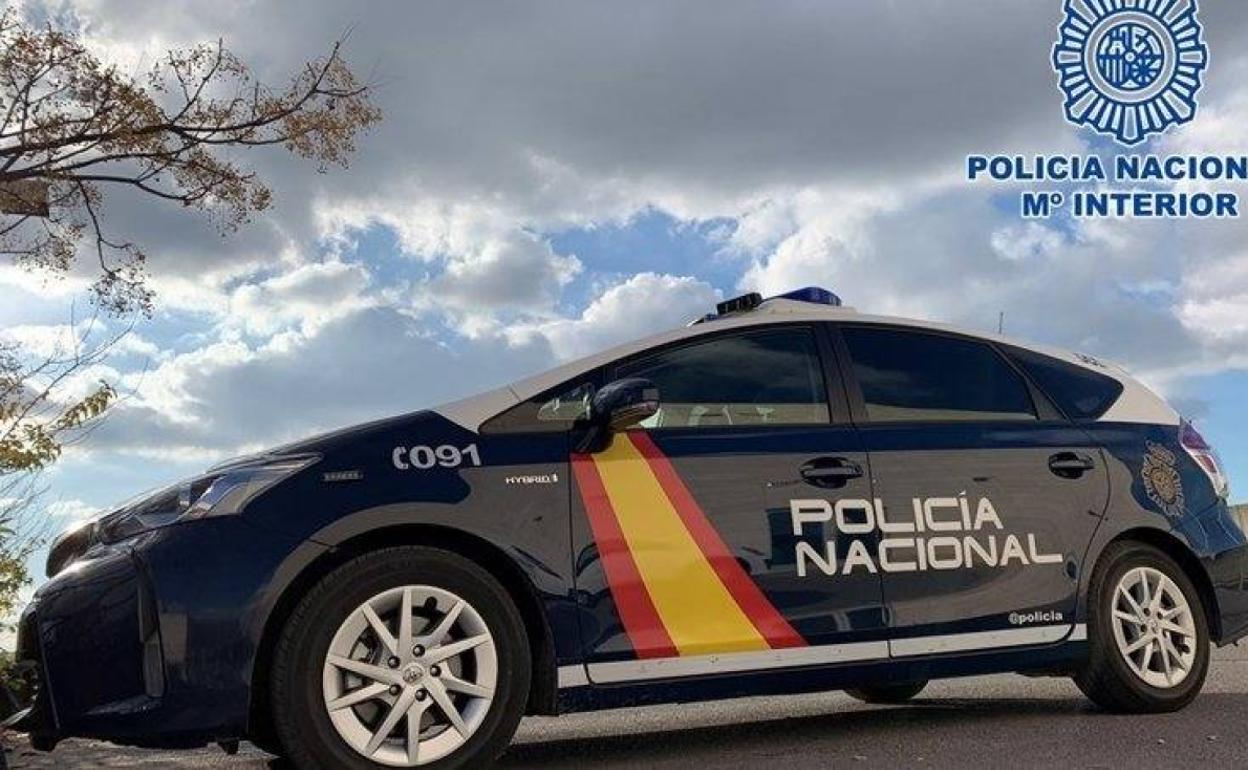 El arrestado fue localizado en un céntrico hotel de Elche. 