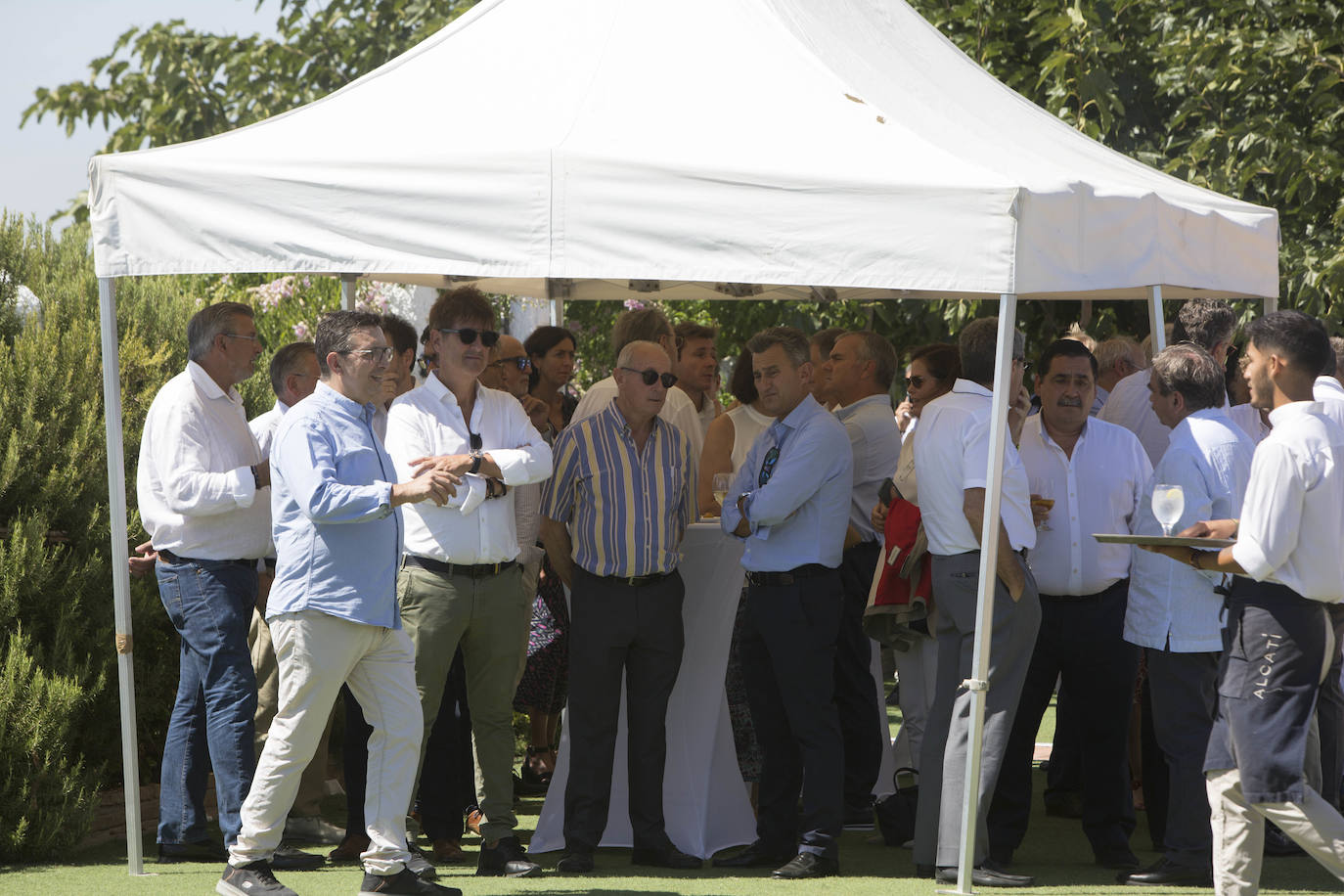 Fotos: Cita de los empresarios valencianos en la Albufera