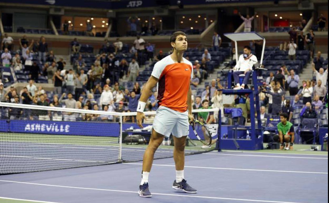 Alcaraz: semifinales del US Open | Alcaraz le muestra su fortaleza mental a su palco durante el partido ante Sinner: «Estoy hecho un toro»