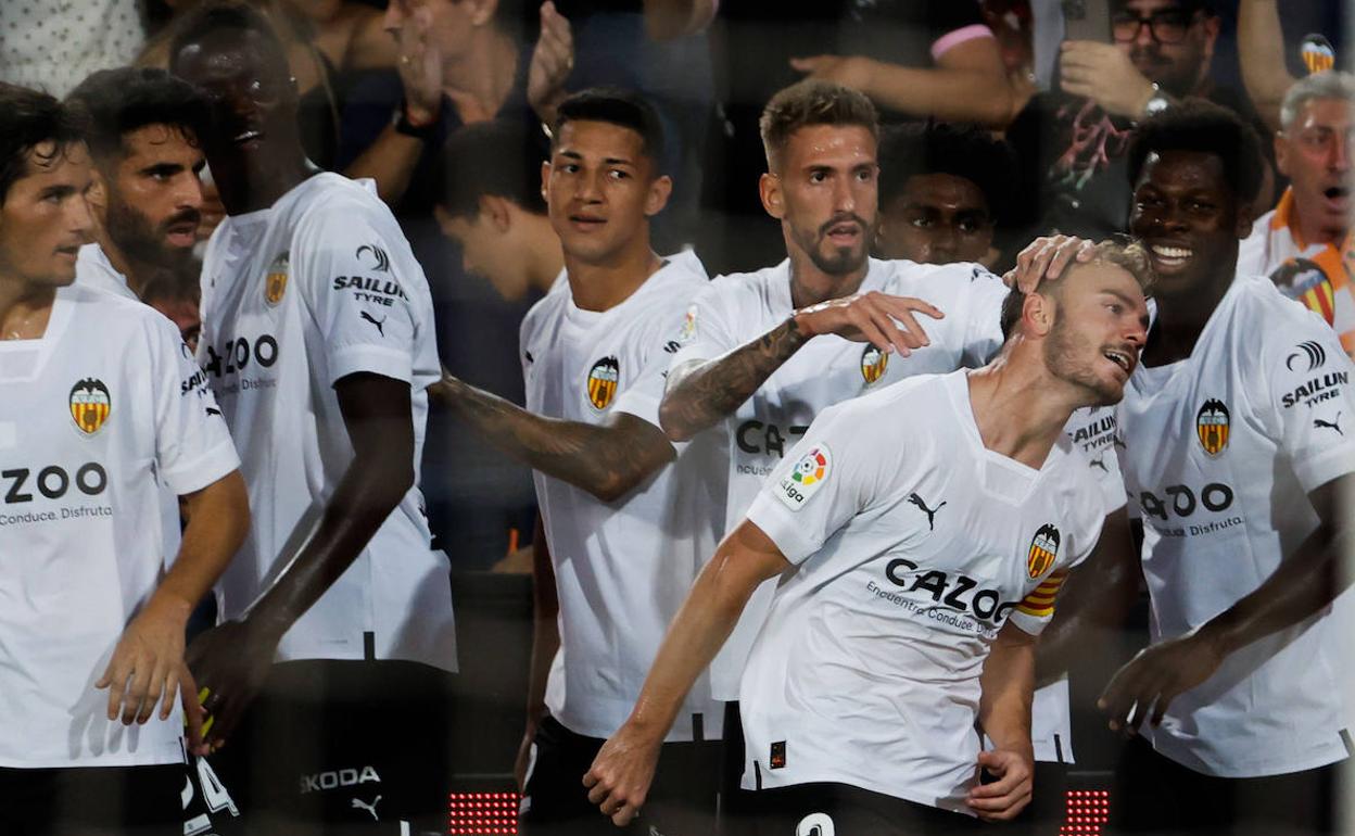 Plantilla del Valencia CF durante su encuentro con el Getafe. 
