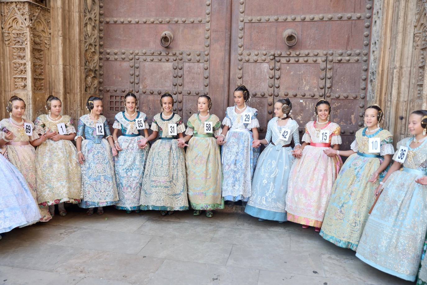 Fotos: Valencia ya busca a sus próximas falleras mayores infantiles en 2023