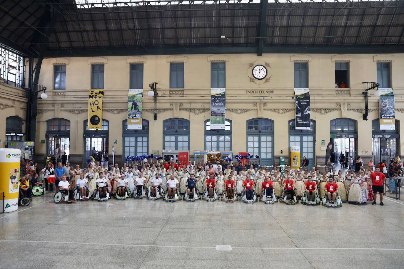 Fotos: Valencia ya busca a sus próximas falleras mayores infantiles en 2023