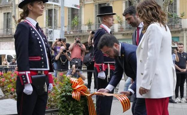 La Diada arranca con tensión, pitadas contra el Govern y ERC