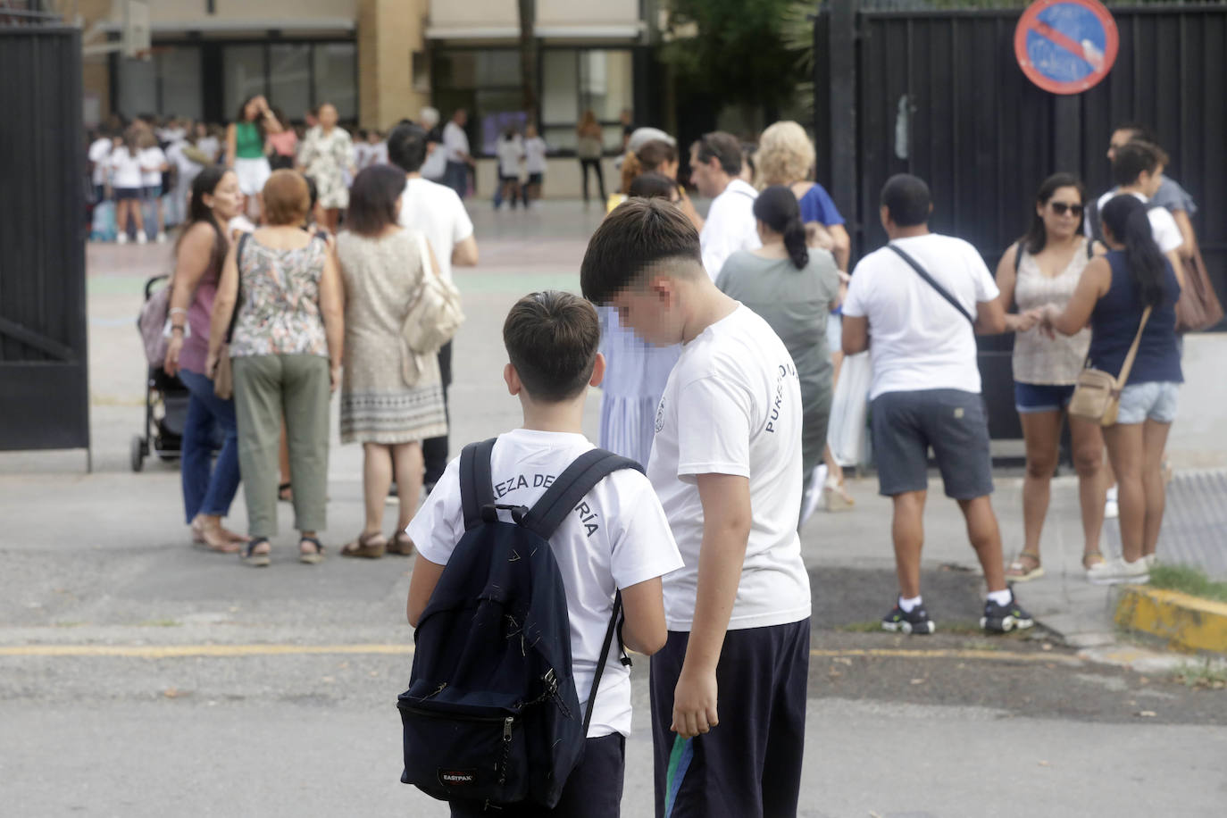 Fotos: Los niños regresan al colegio este lunes 12 de septiembre