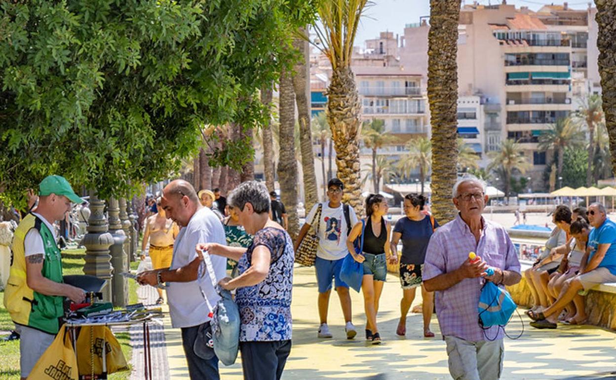 Los mayores de Benidorm comenzarán a recibir las ayudas en los próximos días