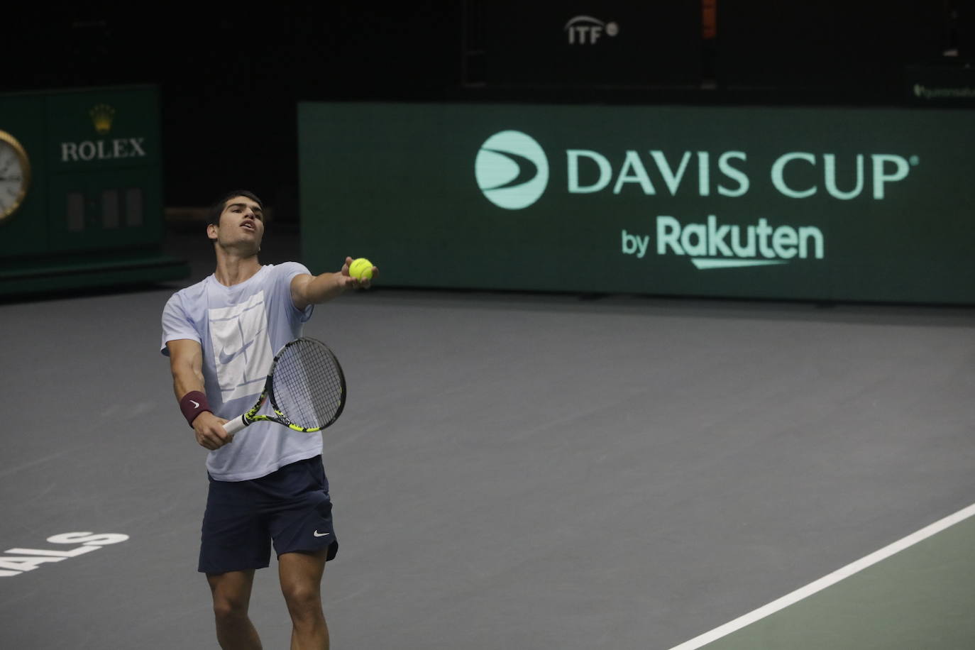 Fotos: Alcaraz ya entrena en Valencia