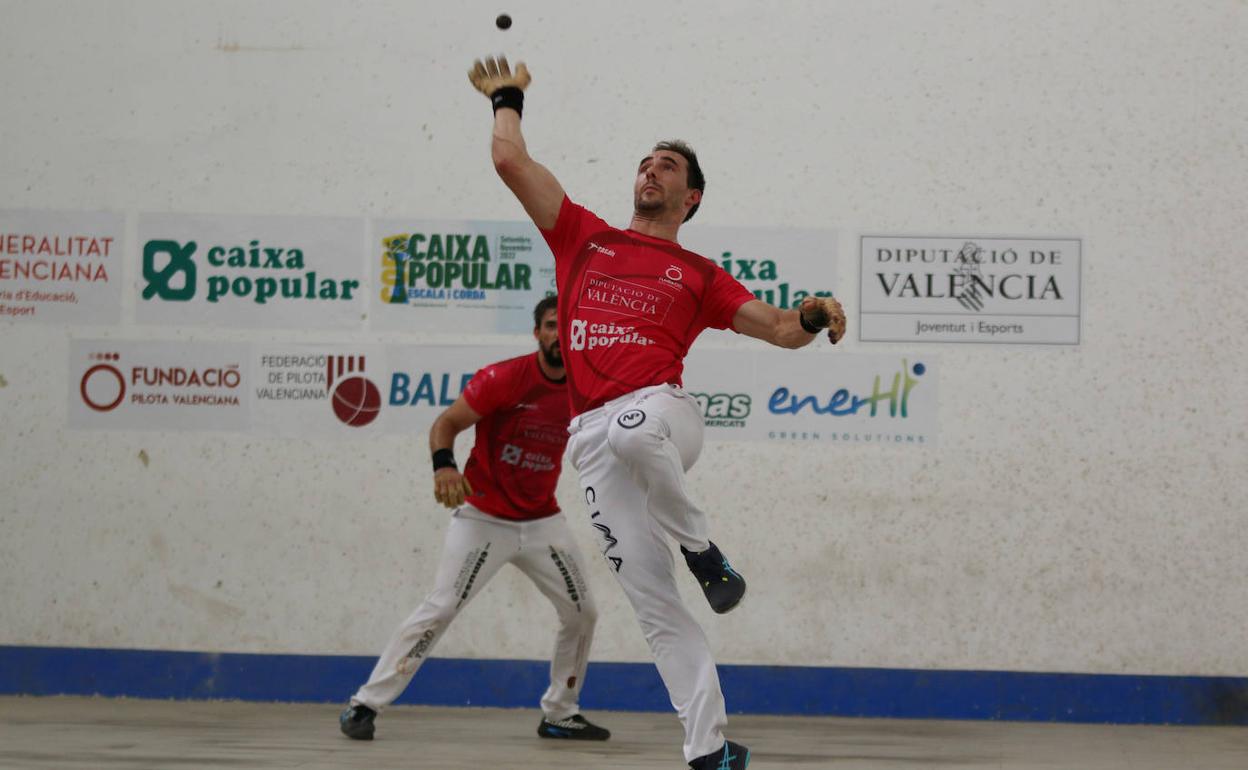 Nacho forma parte del equipo representativo de Benidorm junto a Soro III.