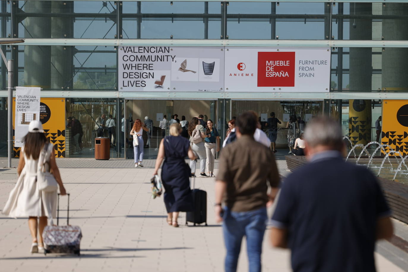 Valencia acoge una edición de récord con profesionales del mueble, iluminación y decoración. En Feria Valencia se dan cita hasta el 23 de septiembre un total 603 empresas y marcas expositoras.