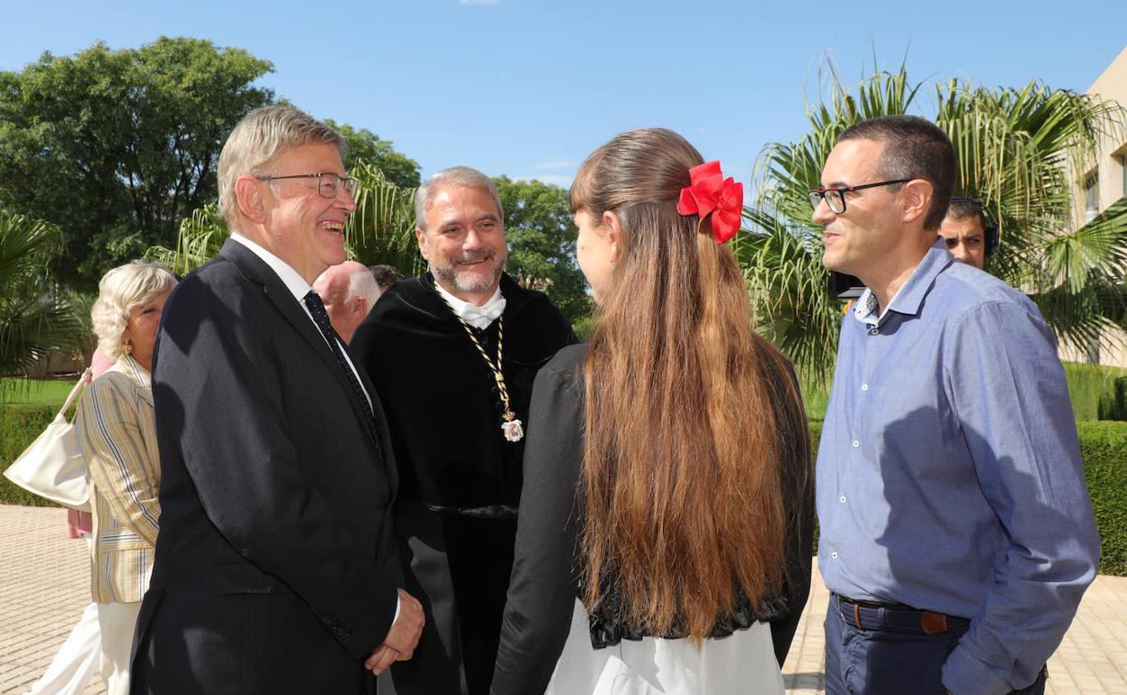 Puig, a su llegada a la Universidad Miguel Hernández de Elche. 