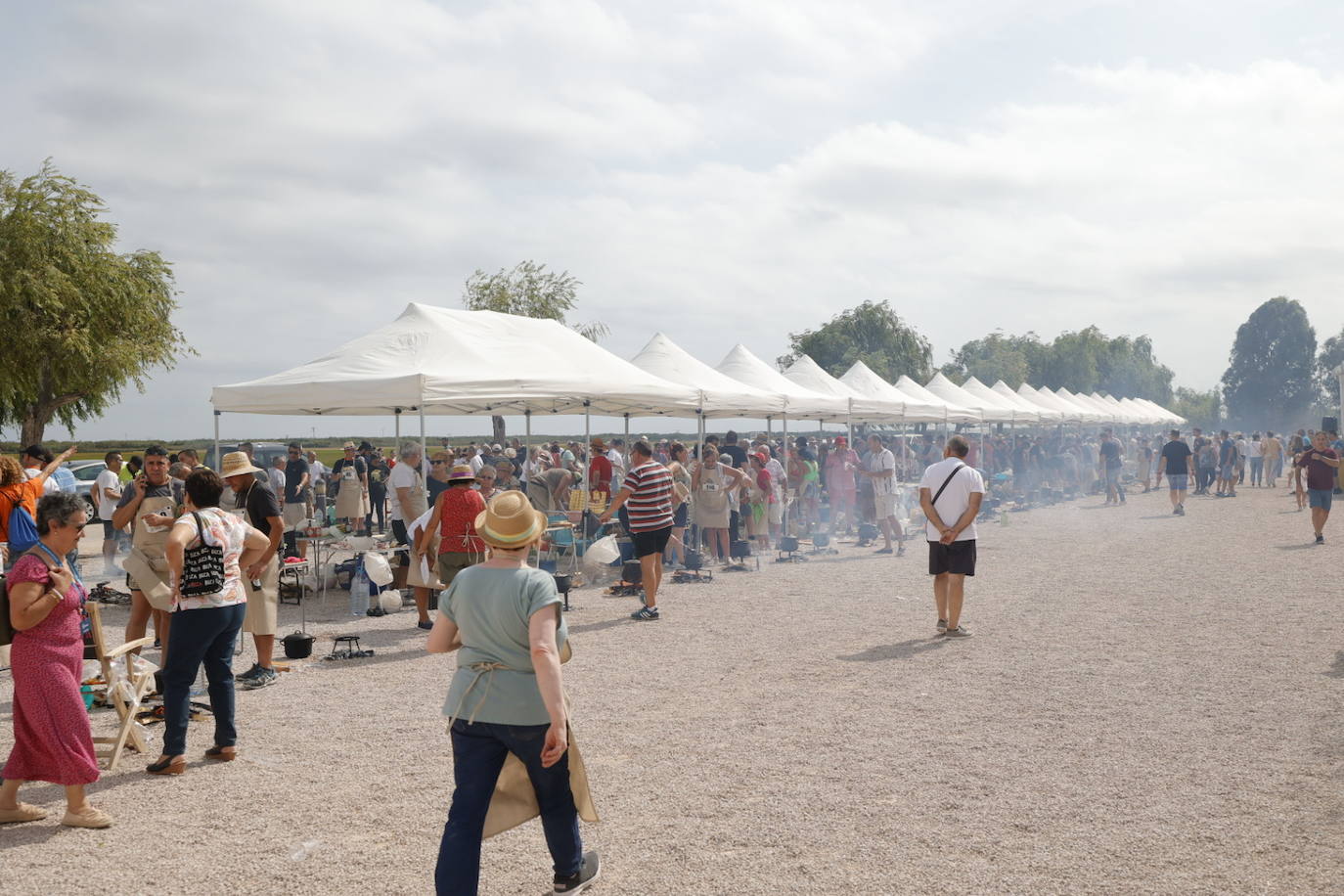 El concurso de allipebre de Catarroja cumple cincuenta años y bate récord con 150 familias o amigos participantes