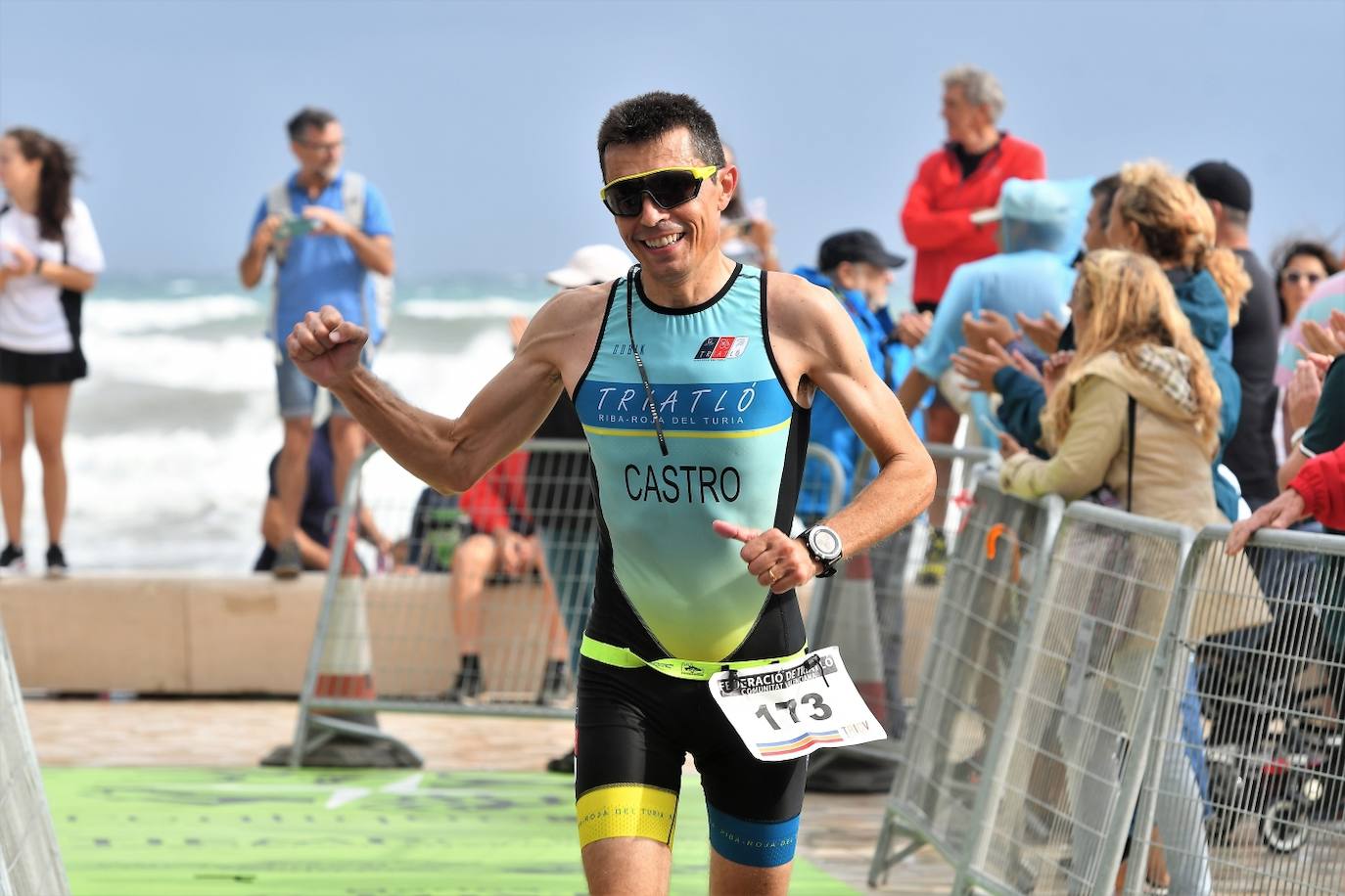 Fotos: Búscate en el triatlón de Xàbia 2022