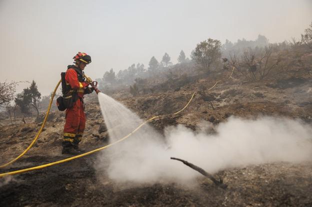 El Consell incumple su promesa de regular las guardias de Emergencias antes de verano