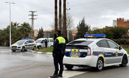 Un control de la Policía Local de Catarroja. 