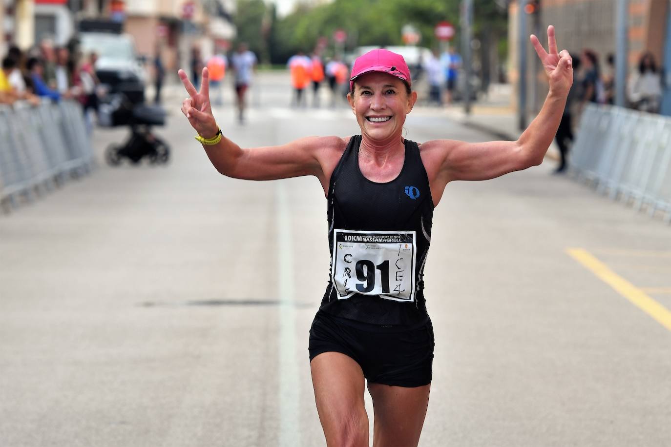 Los corredores en la 10K de Massamagrell.