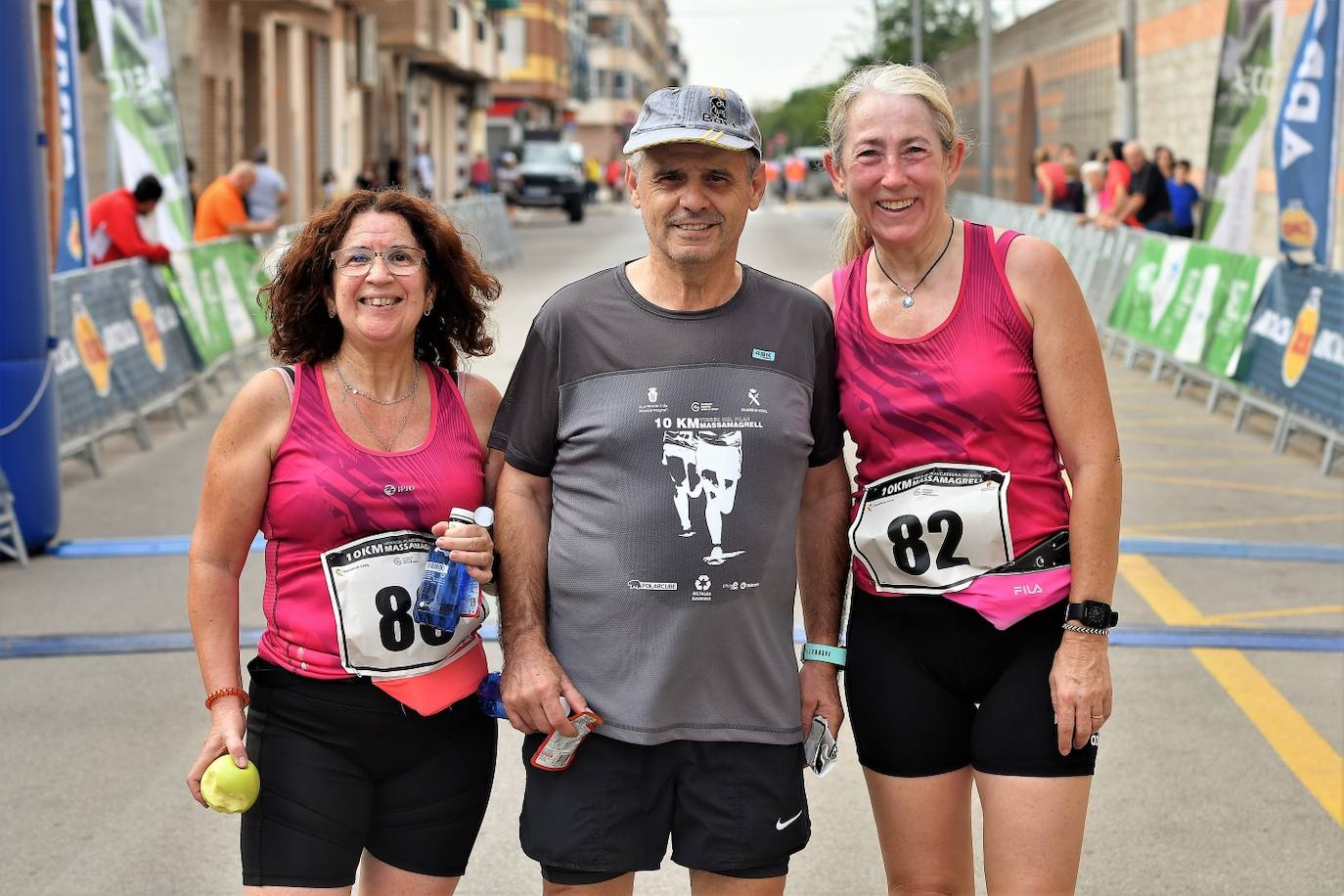 Los corredores en la 10K de Massamagrell.