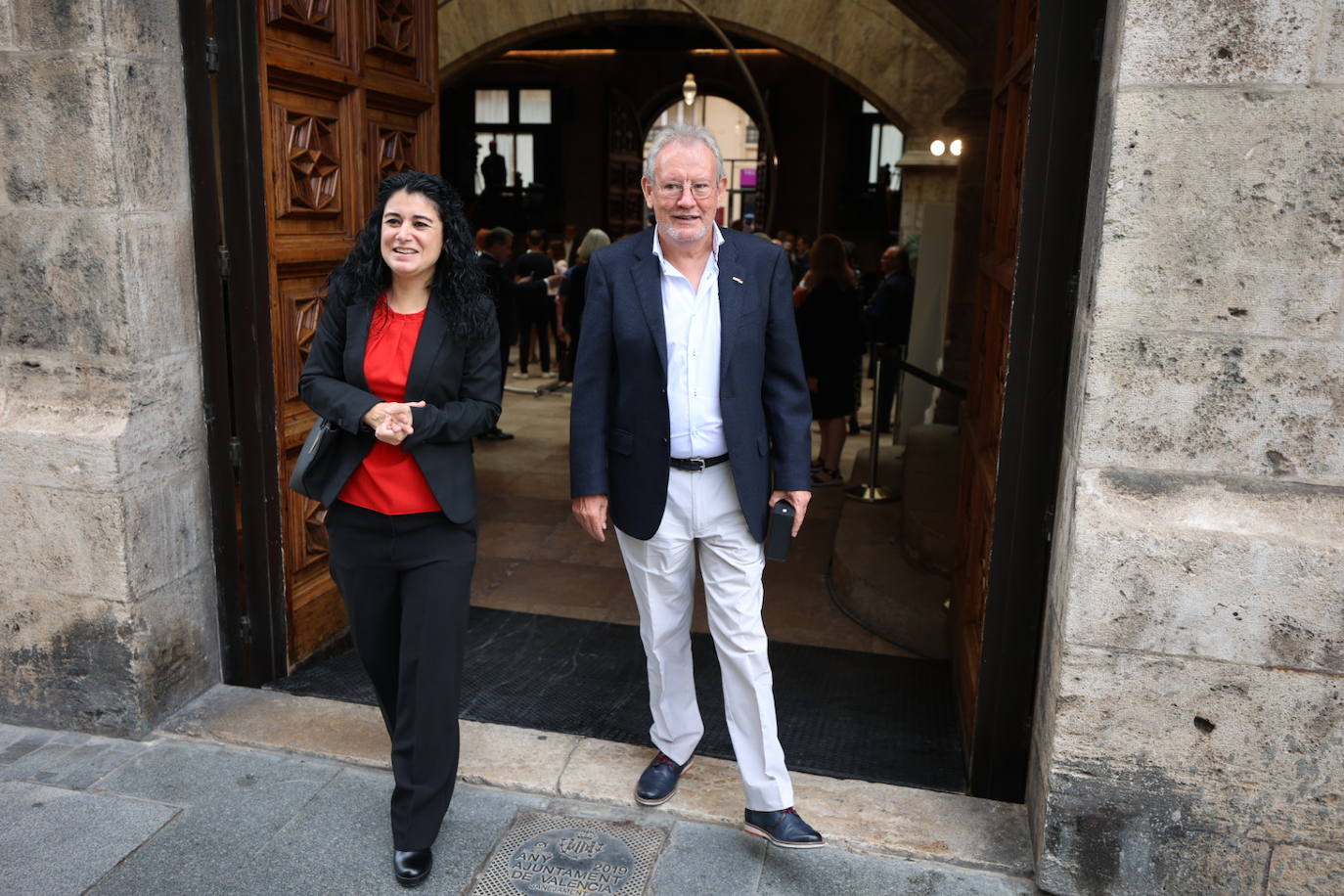 Los invitados pertenecen a diferentes ámbitos de la sociedad valenciana. 