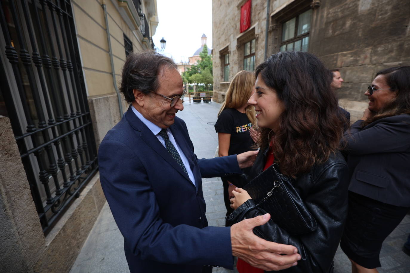 Los invitados pertenecen a diferentes ámbitos de la sociedad valenciana. 