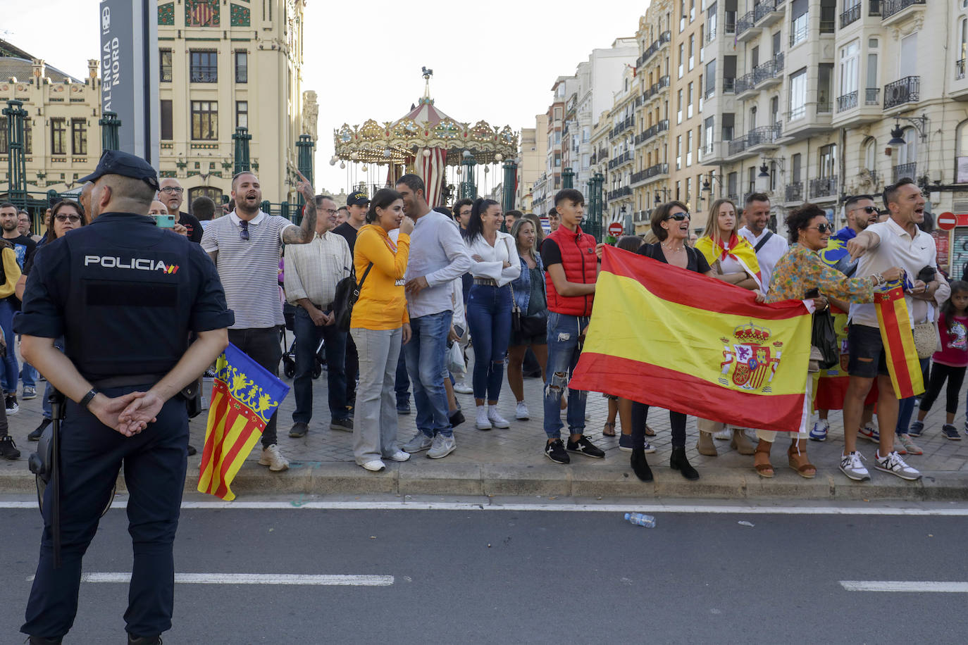 Fotos: Manifestaciones en Valencia por el 9 d&#039;Octubre 2022