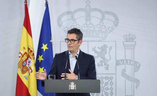 El ministro de la Presidencia, Félix Bolaños, ante los medios en Moncloa.