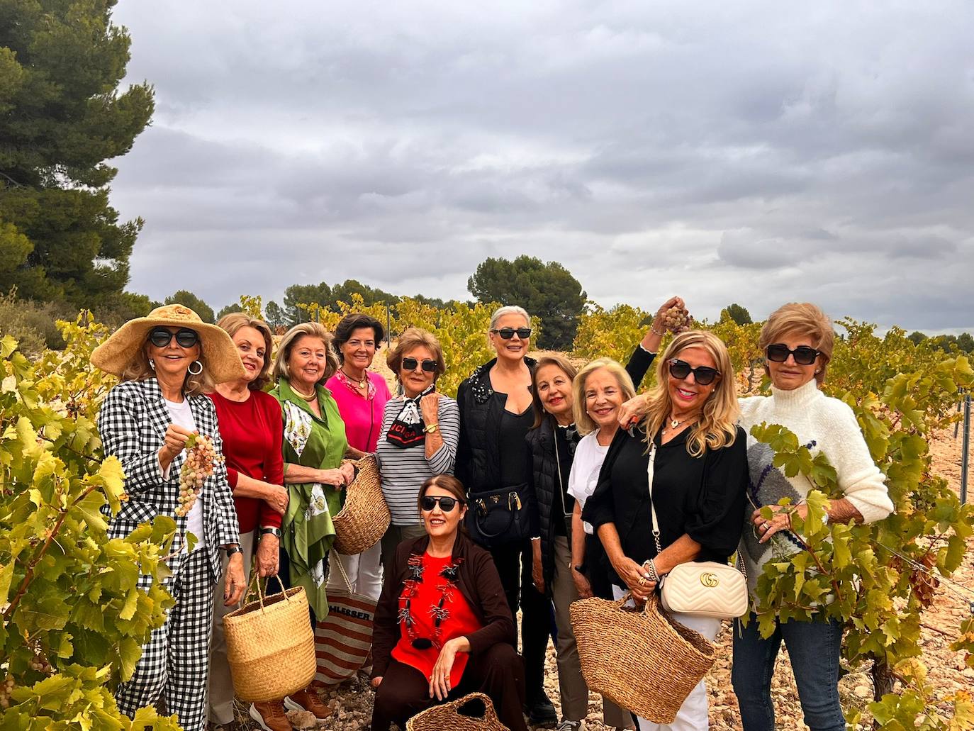 Mayrén Beneyto, Pura Barber, Loli Marco, Asun Palop, May Pérez, Blanca y Laura Fitera, Matilda Guerrero, Mª José Navarro, Mª José García y Amparo Lacomba.