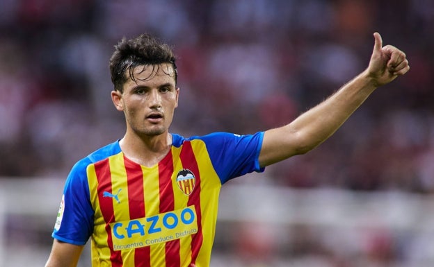 Hugo Guillamón, durante el partido ante el Sevilla. 