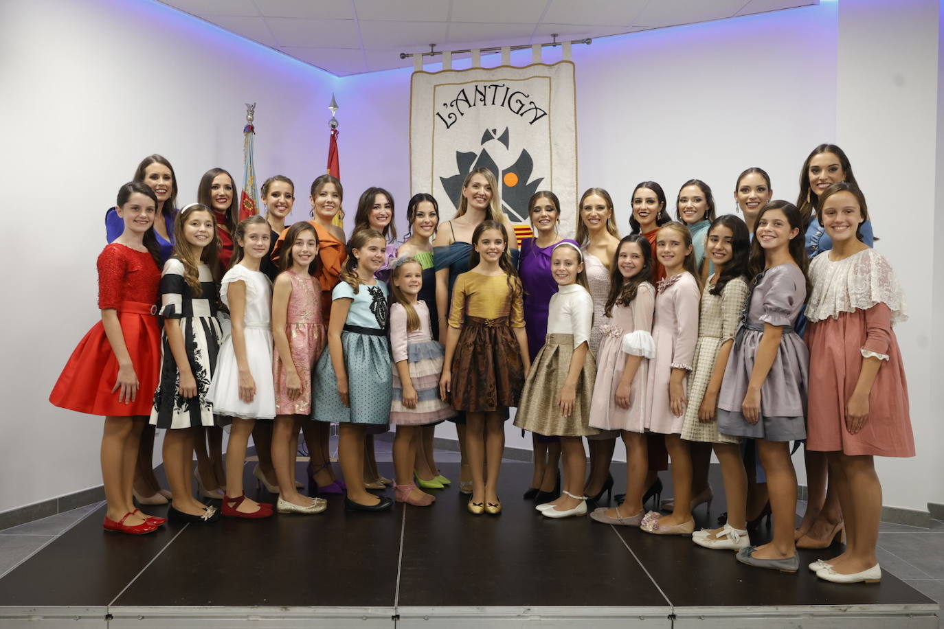 Fotos: Laura Mengó y Paula Nieto celebran su elección como falleras mayores de Valencia 2023