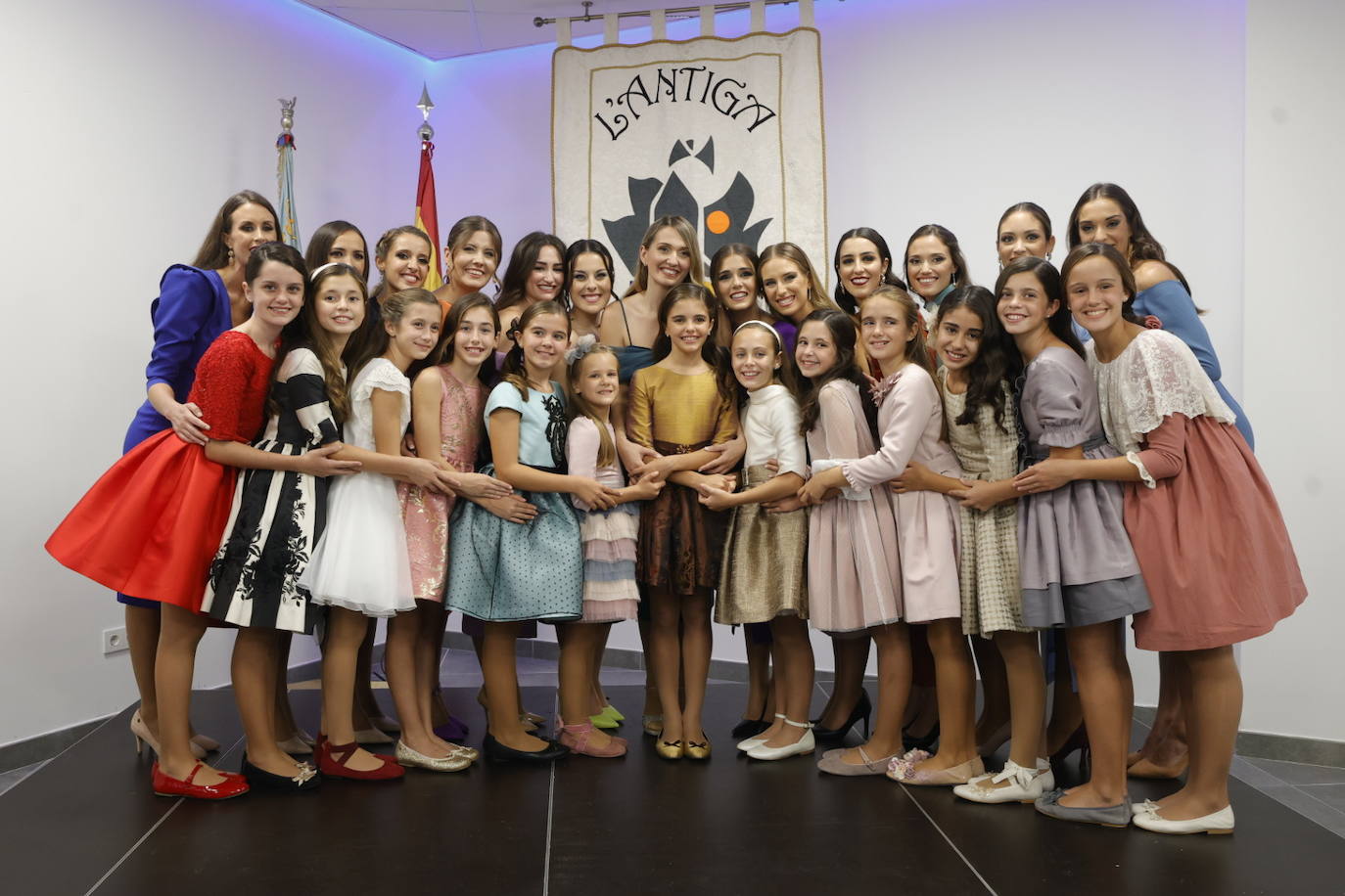 Fotos: Laura Mengó y Paula Nieto celebran su elección como falleras mayores de Valencia 2023