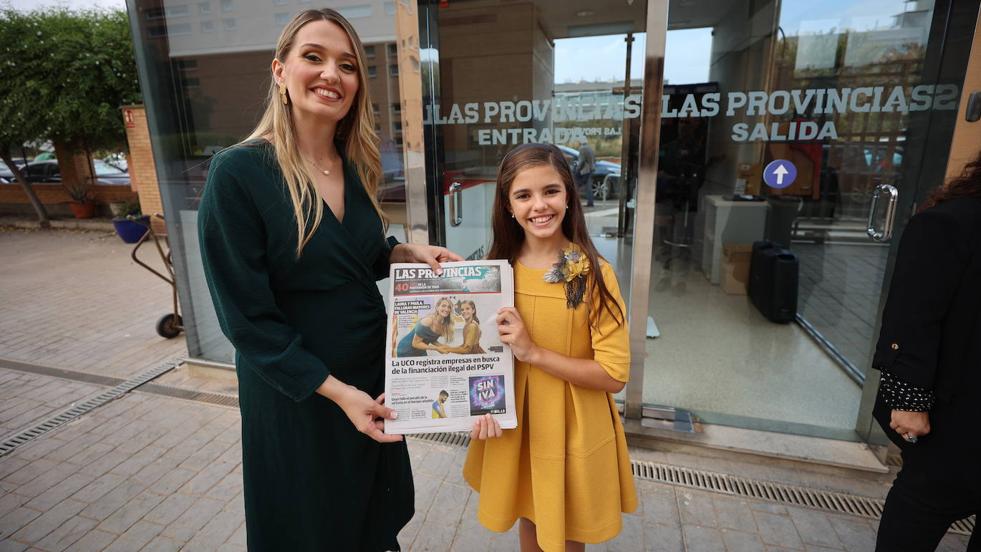 Laura Mengó y Paula Nieto visitan LAS PROVINCIAS