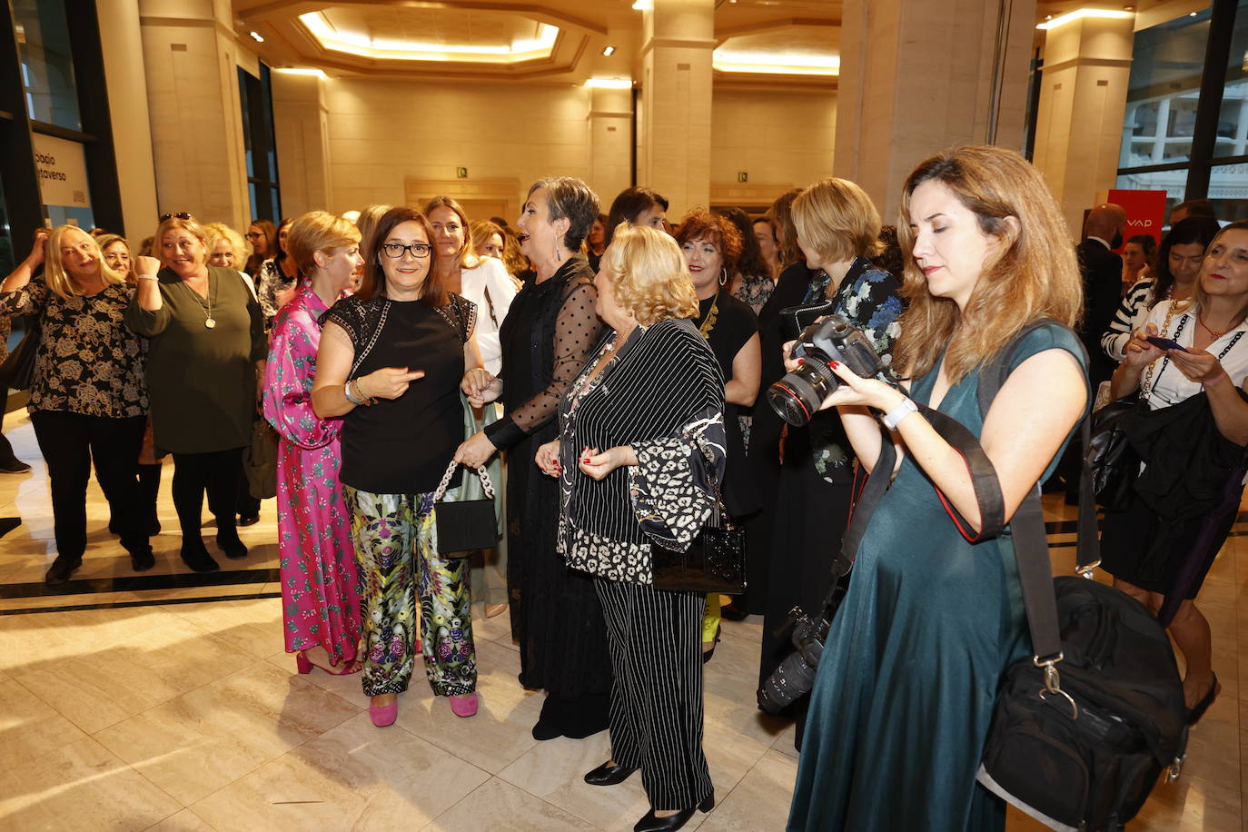 Fotos: La Asociación de Empresarias y Profesionales de Valencia (EVAP) celebra la XV edición de sus galardones