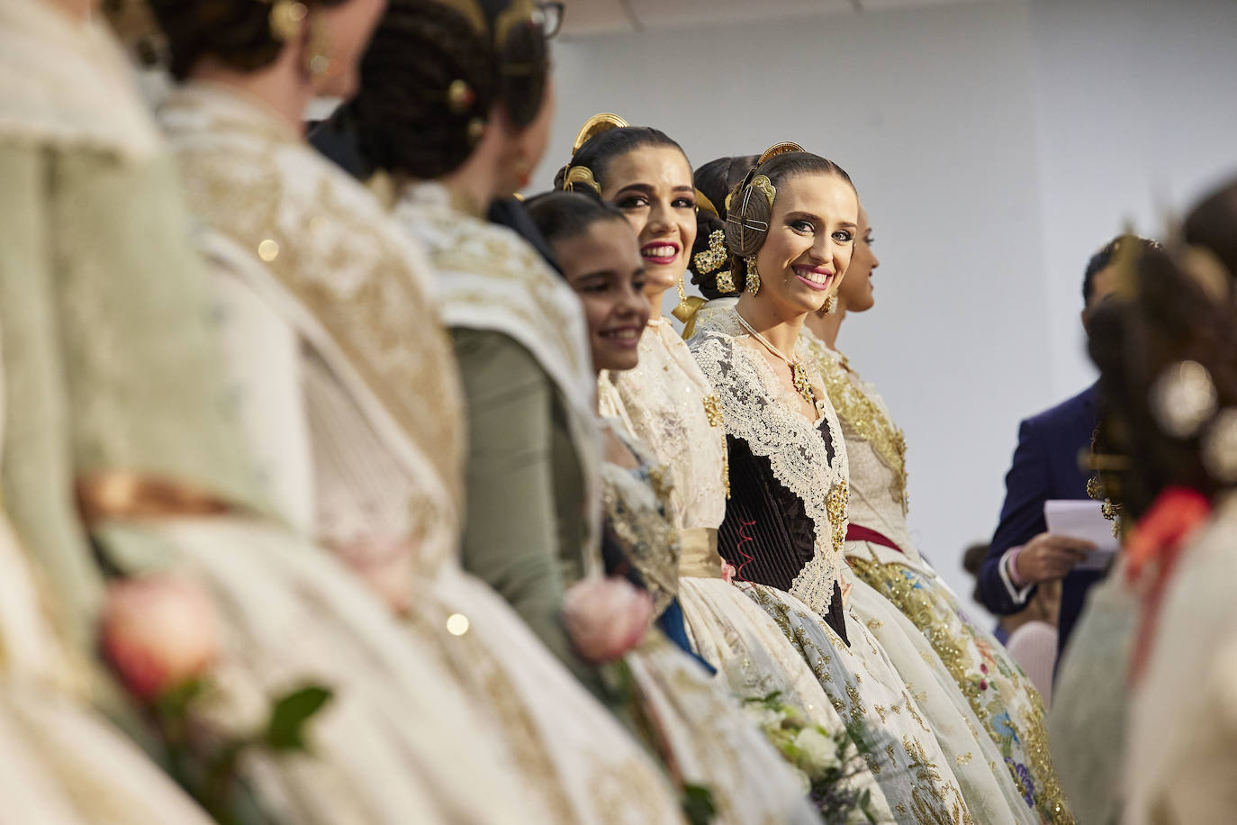 Fotos: Las falleras mayores de Valencia inaguran la exposición de bocetos de las fallas especiales de 2023