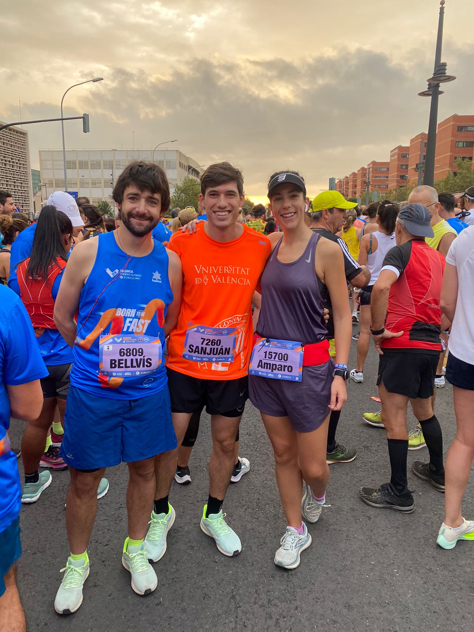 Marc Bellvís, Borja Sanjuan y Amparo García, a la salida