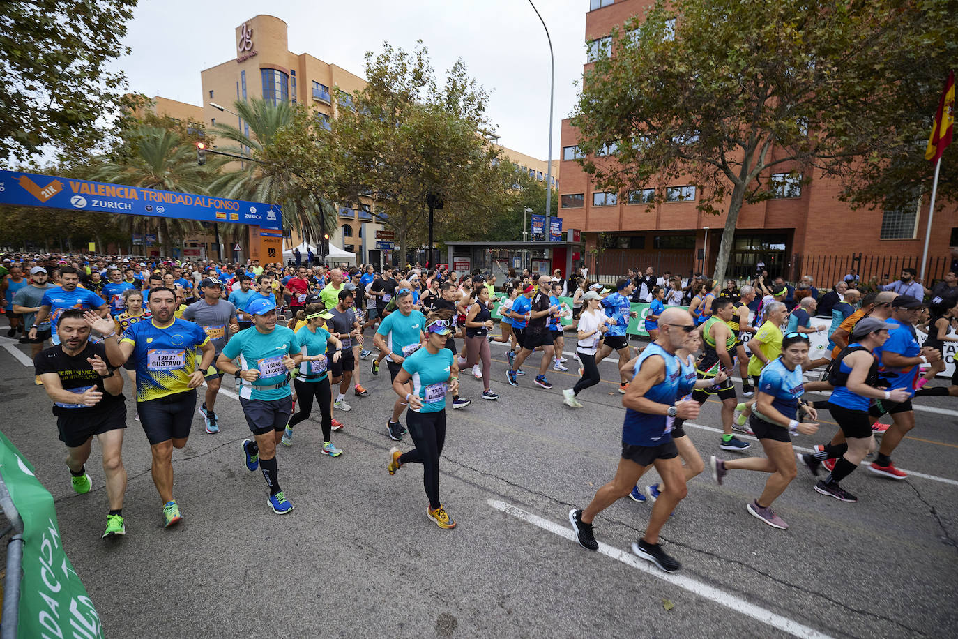 Fotos: Búscate en el Medio Maratón de Valencia 2022