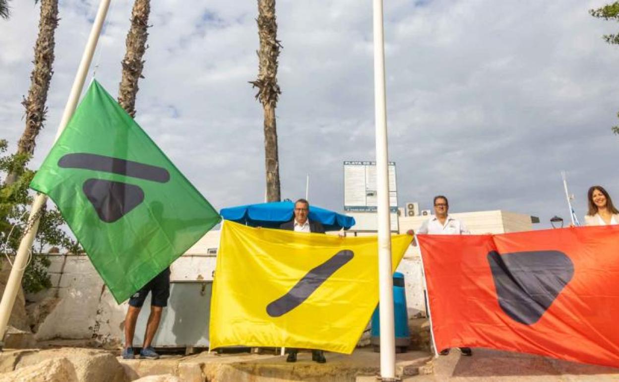 Imagen de las nuevas banderas que se usarán en las playas de Benidorm