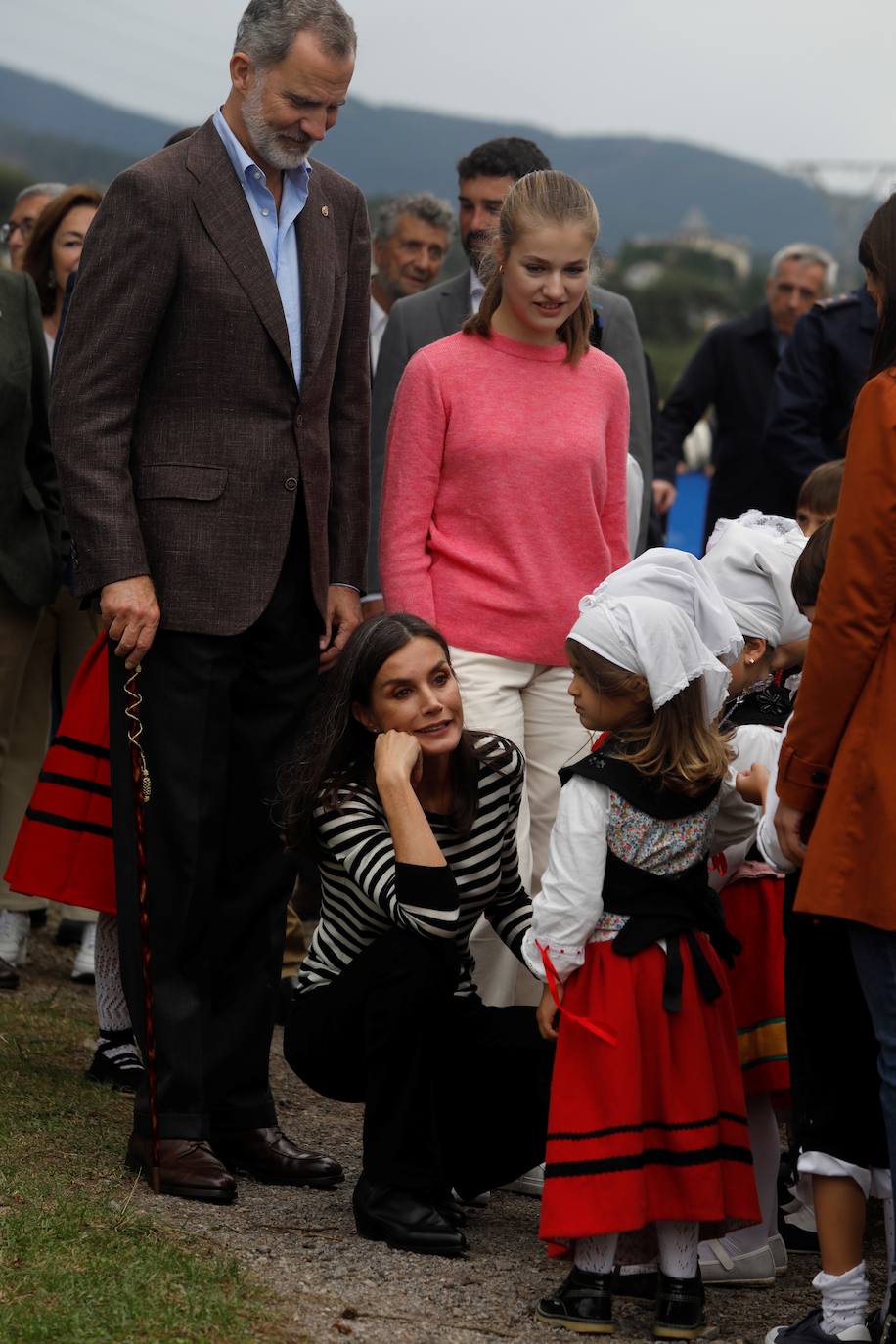 Fotos: La Reina lee el discurso de Leonor en Asturias al sentirse la Princesa indispuesta