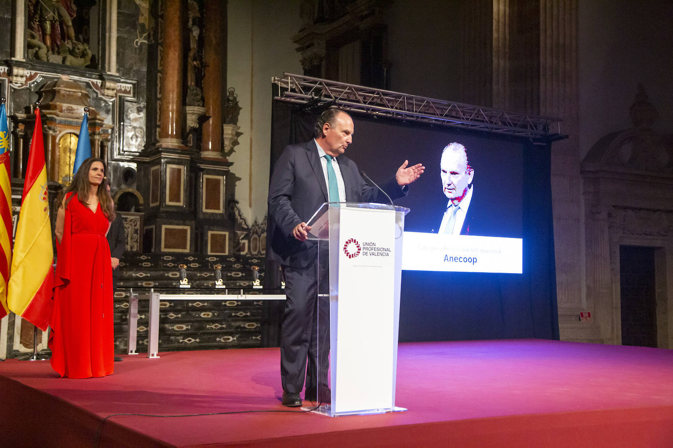 Acto de entrega de los VIII Premios a la Excelencia de Unión Profesionales de Valencia.