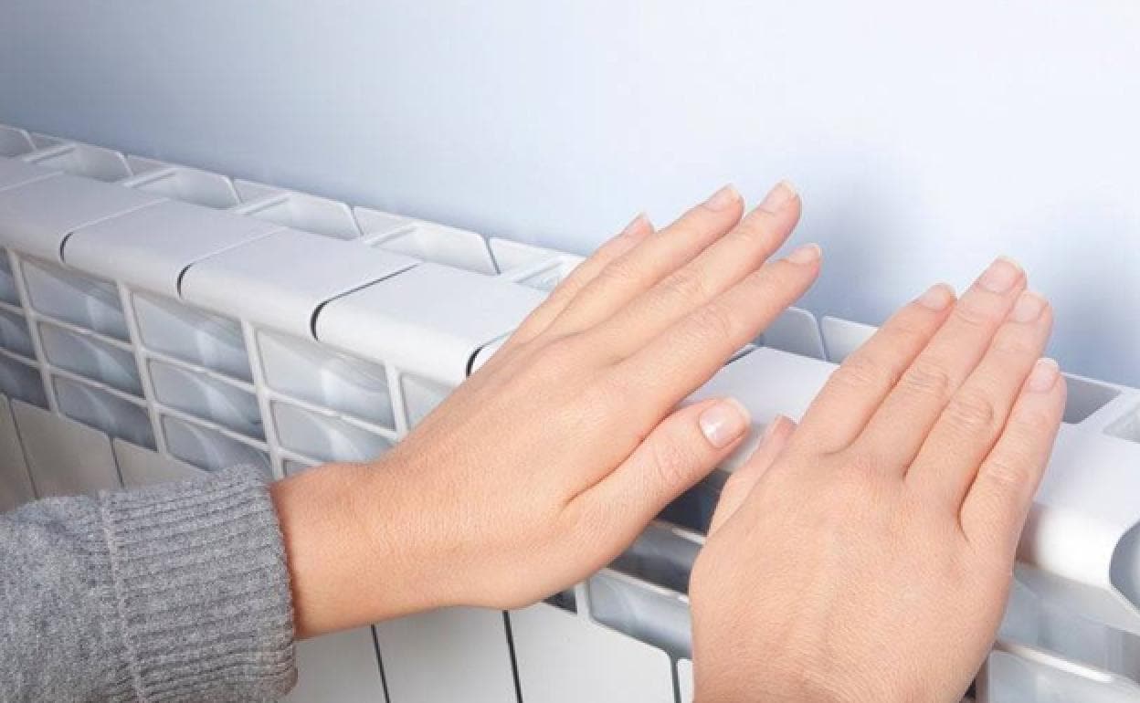 Cuánto cuesta tener un radiador eléctrico en casa | La OCU advierte de que los hogares con acumuladores y radiadores eléctricos pagarán el doble en calefacción