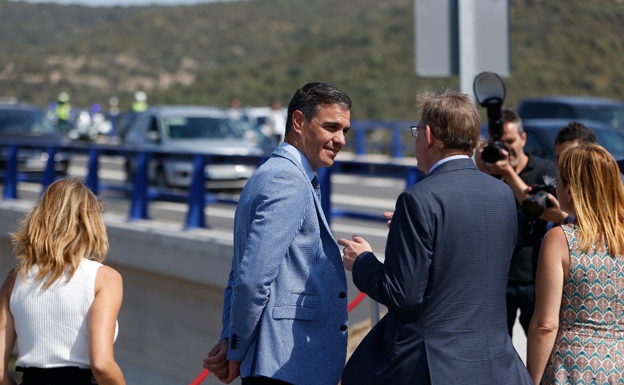 Pedro Sánchez y Ximo Puig, en Morella. 