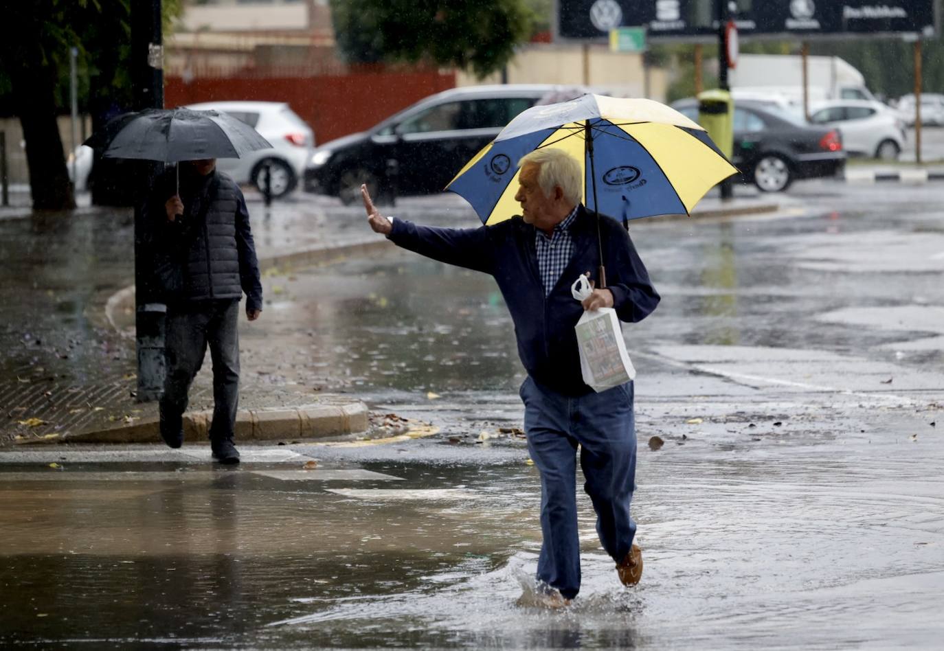 Fotos: Las tormentas torrenciales colapsan la Comunitat