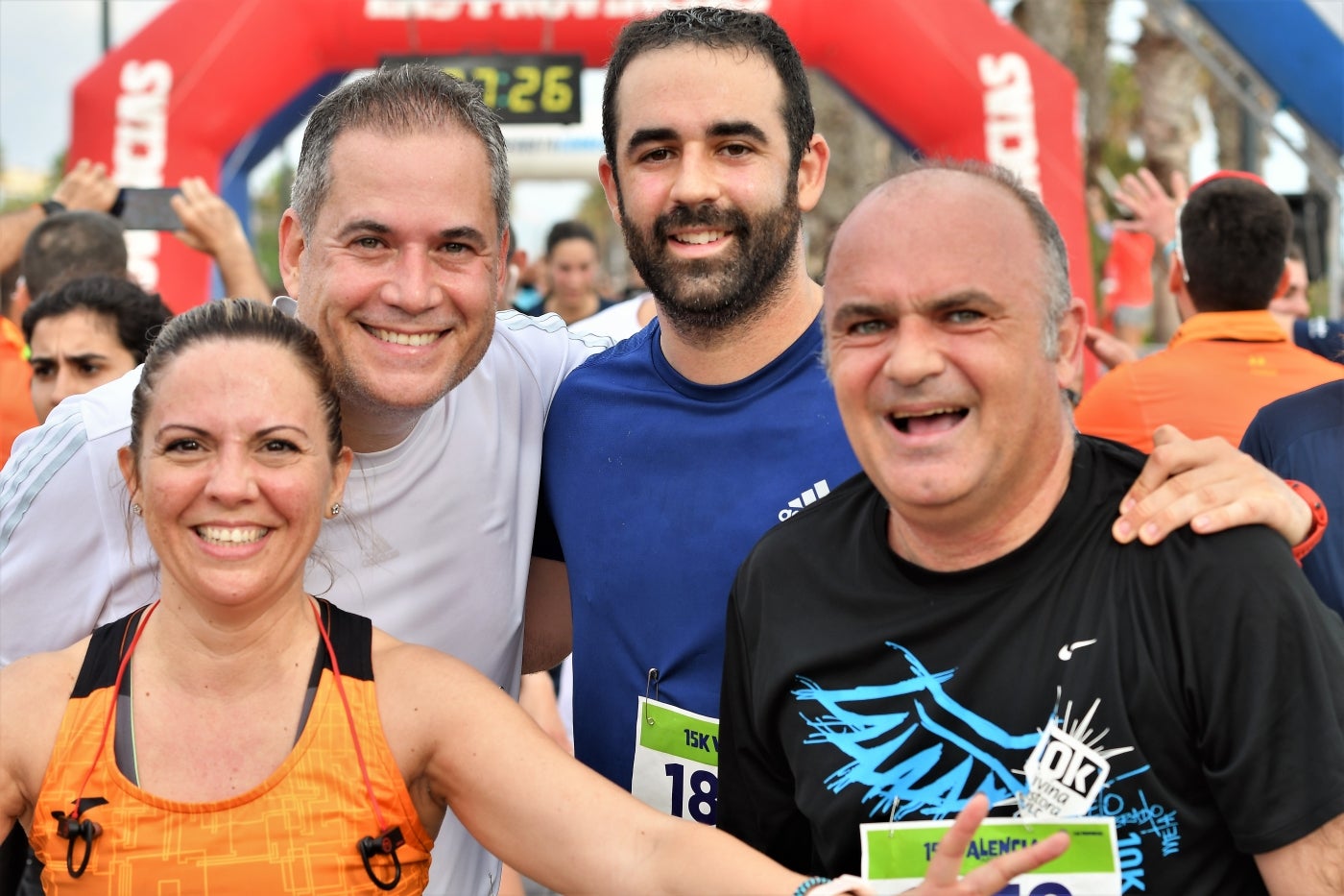 Fotos: Búscate en la llegada de la 15K y 7.5K Valencia Abierta al Mar 2022