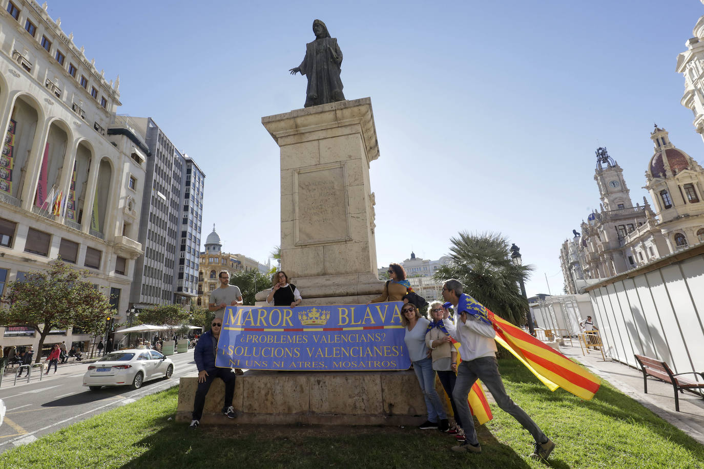 Fotos: Protesta por la figura de Francesc Vinatea en Valencia