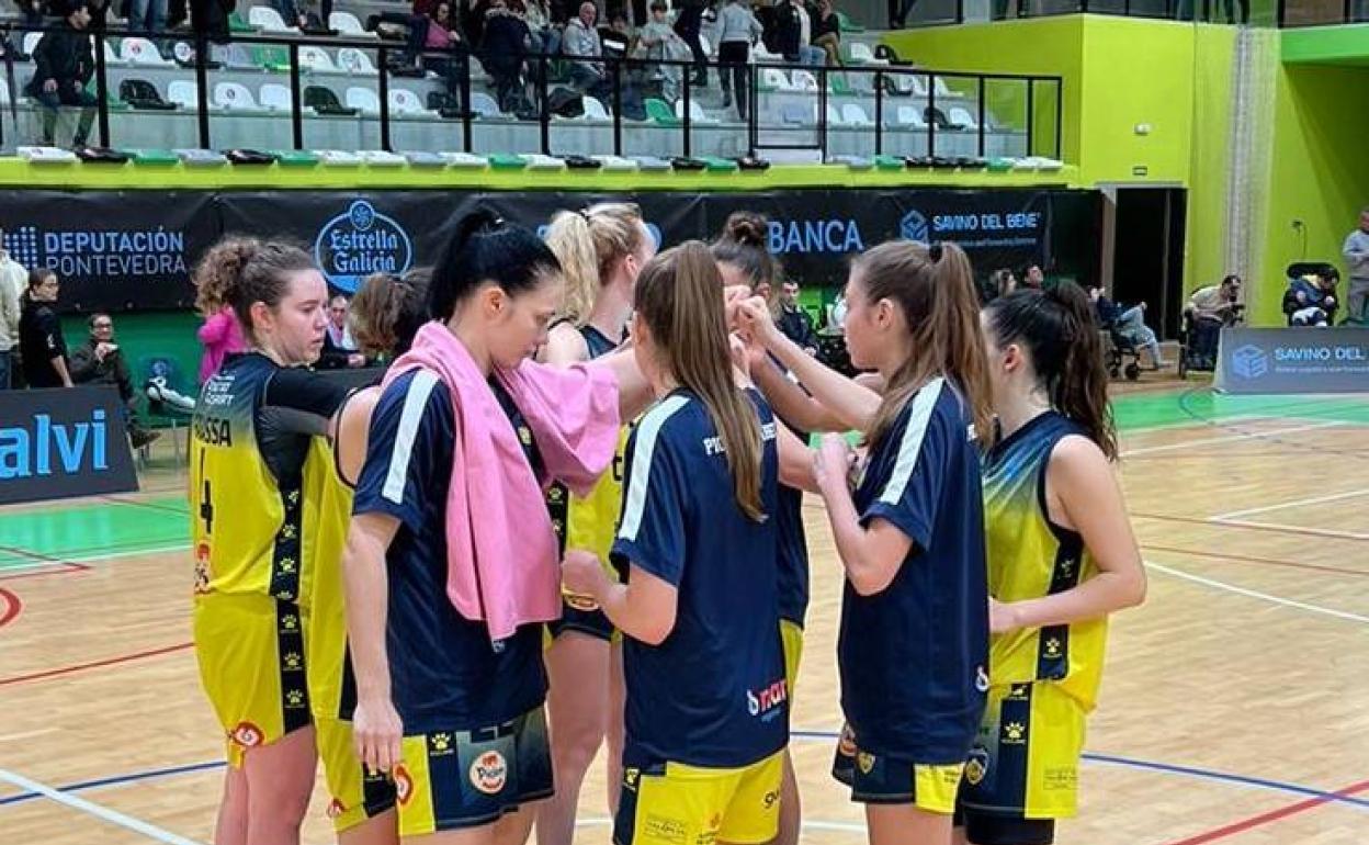 Las jugadoras del Claret, tras el partido. 