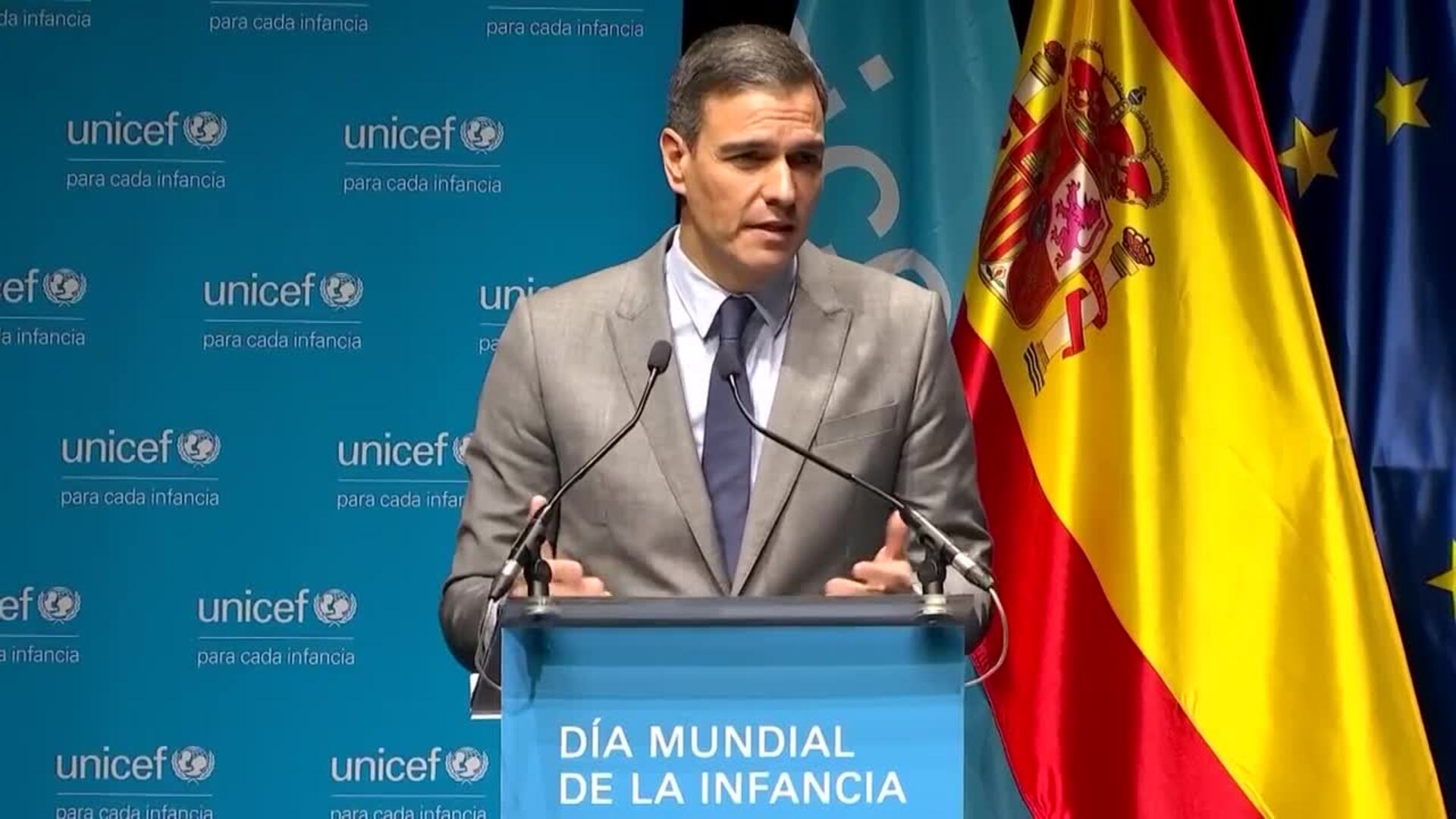 Sánchez lamenta que los niños estén marcados por el lugar donde nacen