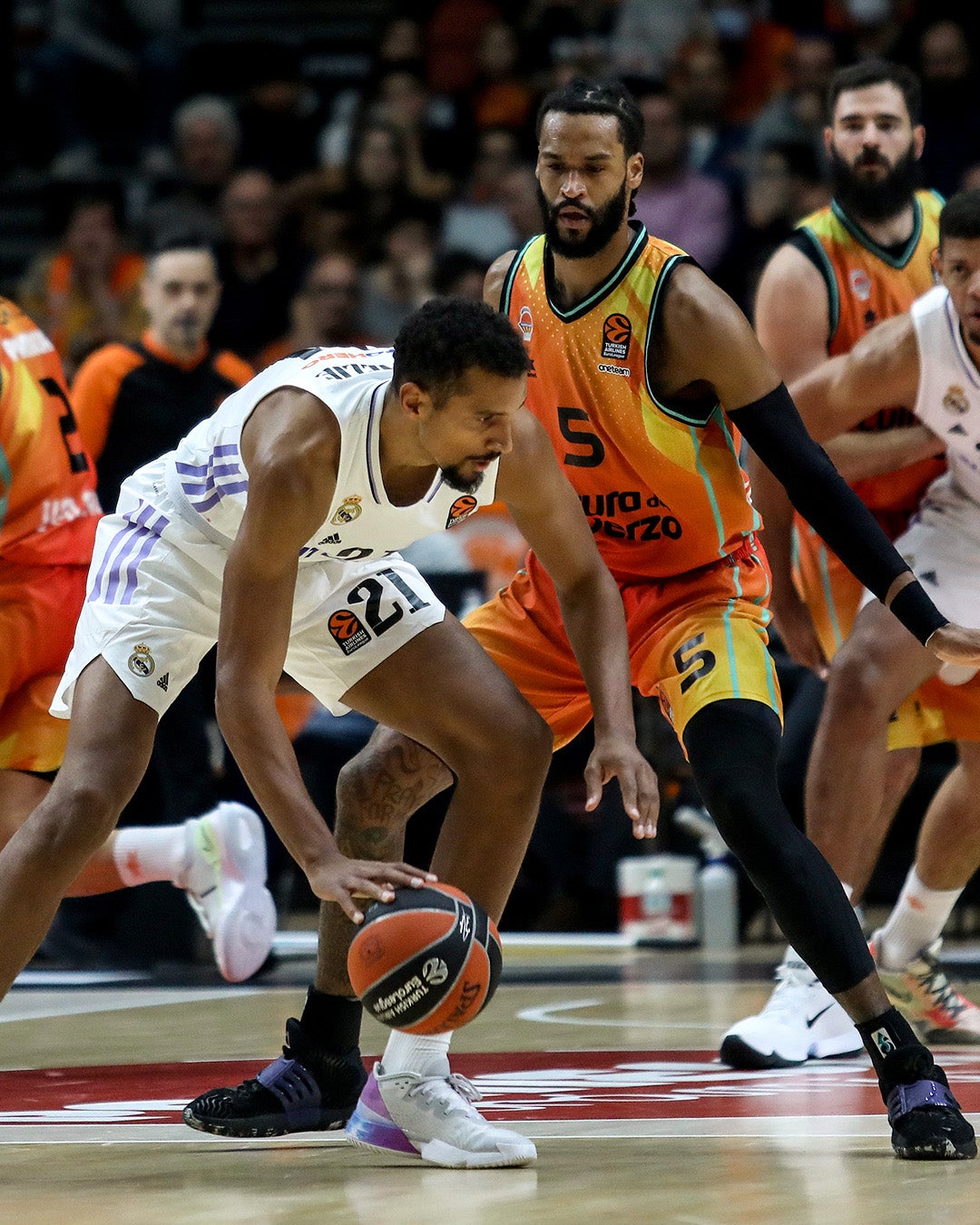 Musa vuelve a amargar la vida al Valencia Basket 